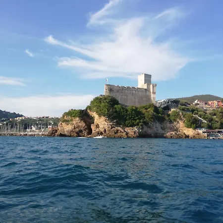 Holiday home Chez Fernando Front Free Parking Lerici